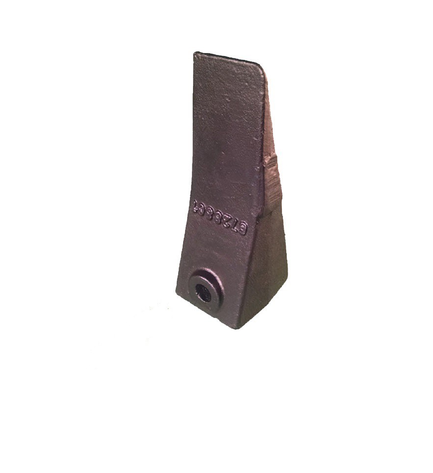 6728801 Standard Dirt Long Tip OEM Bobcat Bucket Tooth
