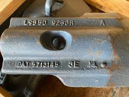 LS350925JR Komatsu CATERPILLAR BIG J-Bolt Shrouds RH